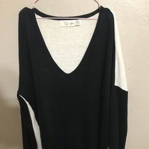 Long sleeve sweater